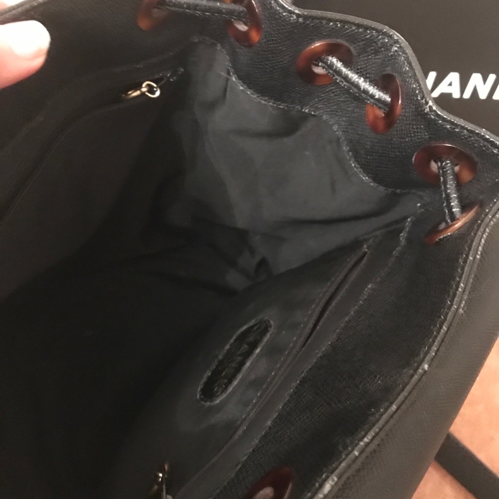 Vintage chanel caviar backpack - Picture 8 of 8